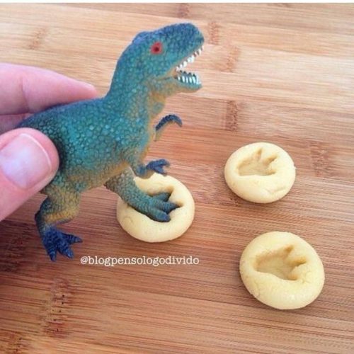 doces-de-festa-dinossauro
