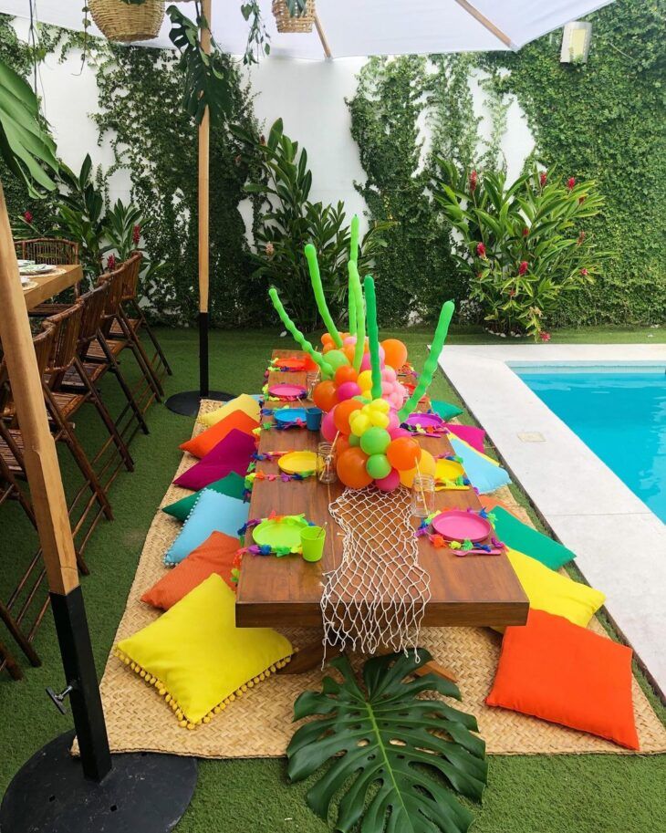 Organize uma Pool Party Incrível: Dicas de Decoração e Temas